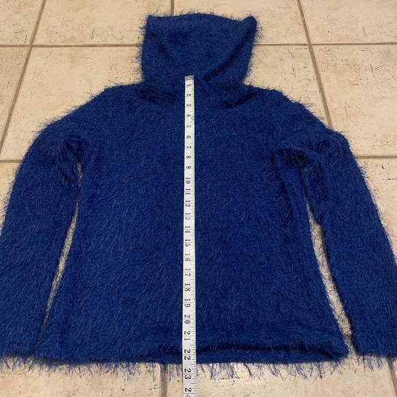 Northern Reflections Vintage Blue Fuzzy Cowl Neck Sweater M - Picture 5 of 5